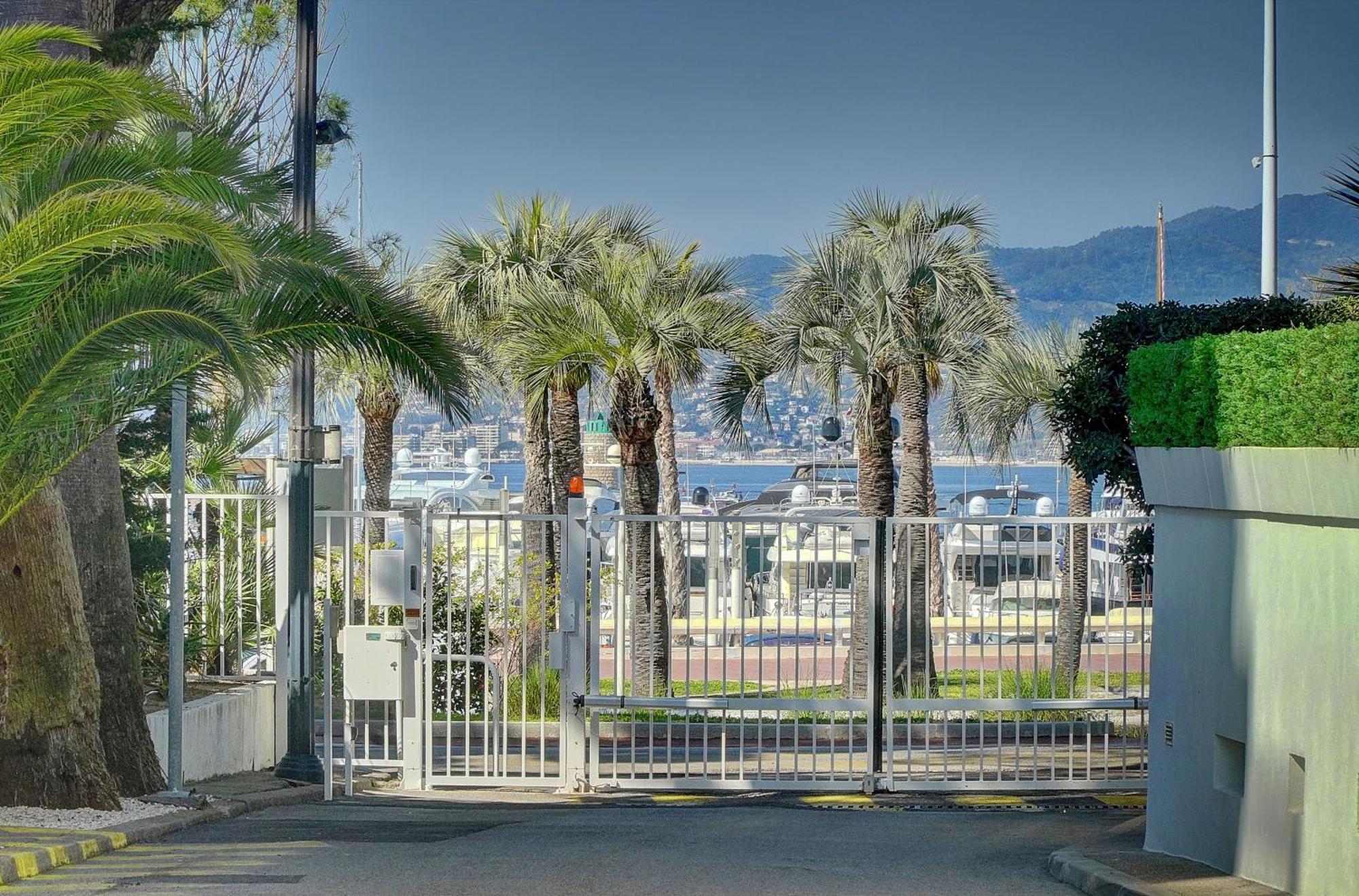 Le Palm - 100M Plage - Croisette - Verriere Cote D'Azur Cannes Eksteriør billede